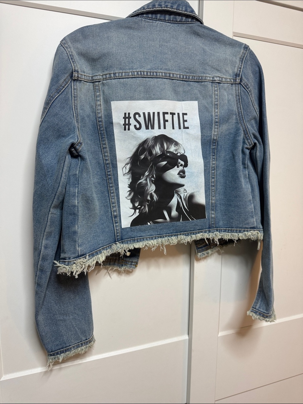 Denim Cropped Jacket with Graphic Back - Light Blue -